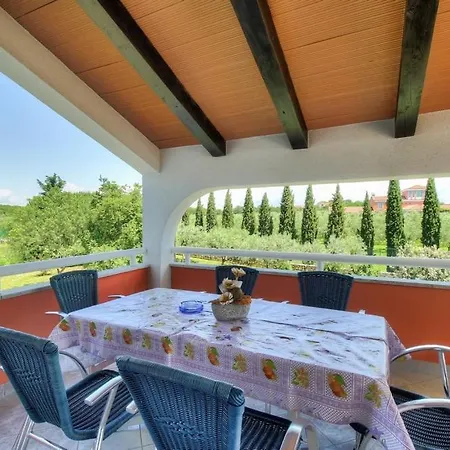 Sonja Pensión Zambratija (Istria)