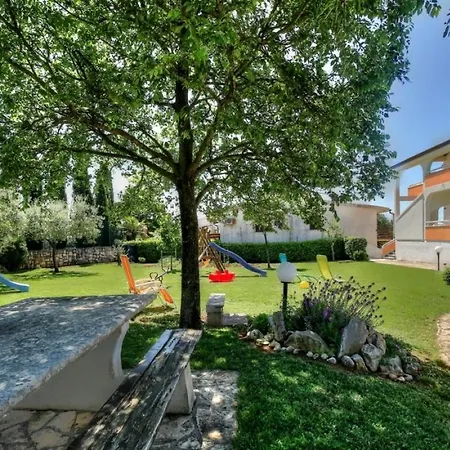 Sonja * Zambratija (Istria)